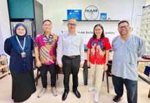 Tim Green Campus Polimdo Kunjungi Universitas di Johor Malaysia