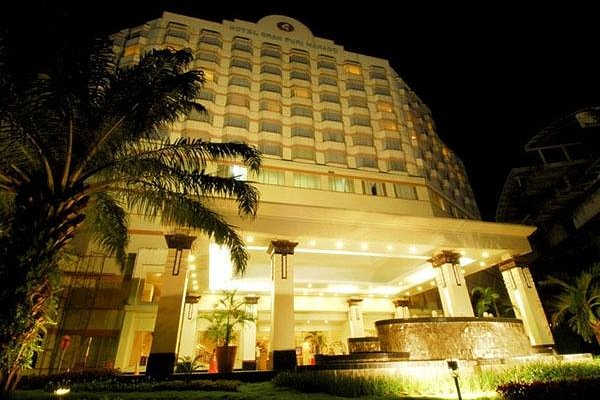 hotel-gran-puri-manado