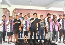 Bupati Michael Thungari Sambut Hangat Kedatangan Atlet Tinju Papua di Sangihe