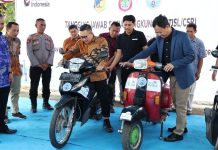 PLN UP3 Luwuk Perkuat Ekosistem dengan Bekali Siswa SMKN 2 Luwuk Kompetensi Konversi Kendaraan Listrik