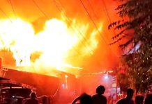 Kebakaran Hebat Landa Permukiman Warga di Pakowa, Sejumlah Bangunan Hangus Terbakar
