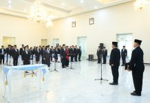 Gubernur Yulius Lantik 3 Kadis Baru di Wisma Negara, Perkuat Efektivitas Birokrasi